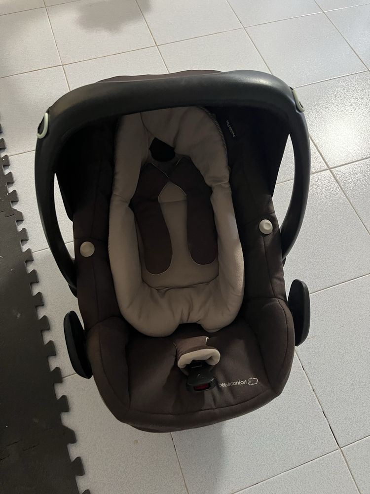 Bebeconfort trio ELEA + capa ovinho Uzturre