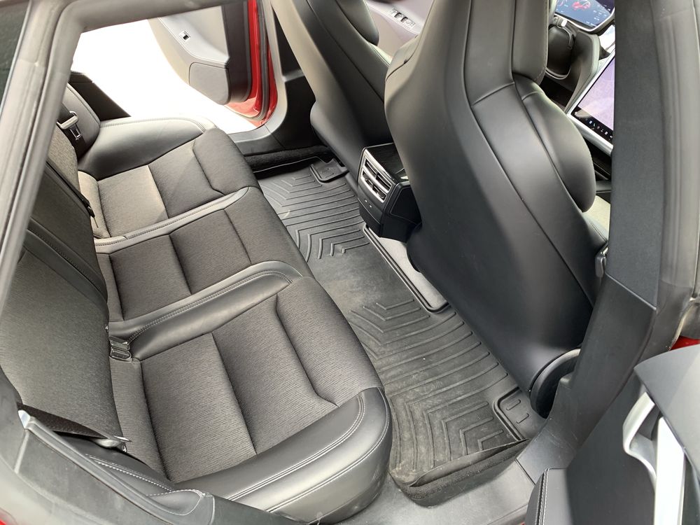 Tasla Model S 2018, FSD 3.0,