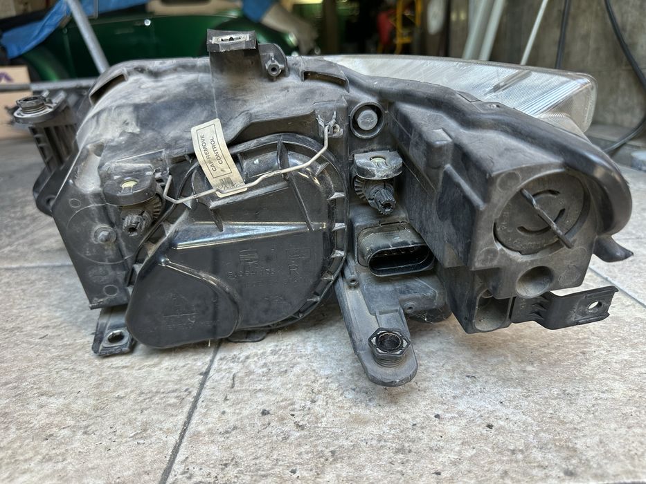 Farol seat ibiza 6J 8p1 2015/16/17 otica optica H4