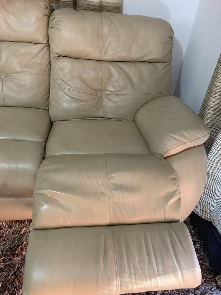 Sofa relex com apoio de pes