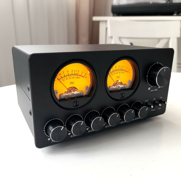 Equalizer korektor One Little Bear EQ5-VU Tone Douk Audio VU Meter