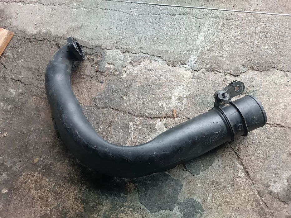 RENAULT MEGANE III / SCENIC 3 / CLIO IV / CAPTUR 1.5 DCI 11- RURA / PRZEWÓD POWIETRZA INTERCOOLERA , NR 8200645723