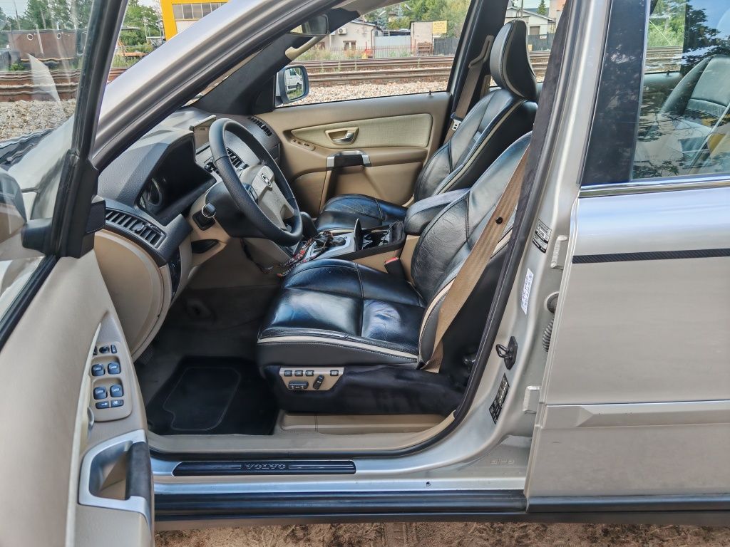 Sprzedam Volvo xc90 3.2