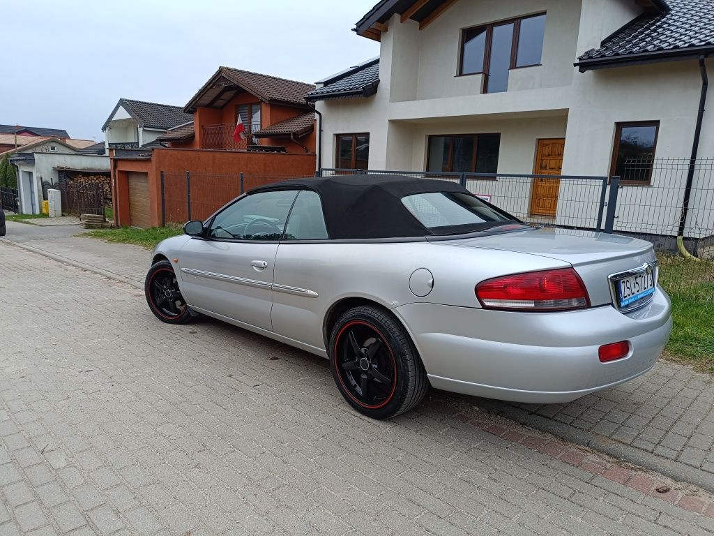 Ładny i przestronny Chrysler Sebring kabriolet 2,0 benzyna, manual!!!