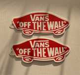 Naklejka | sticker | VANS „off the wall” | kolor czerwony