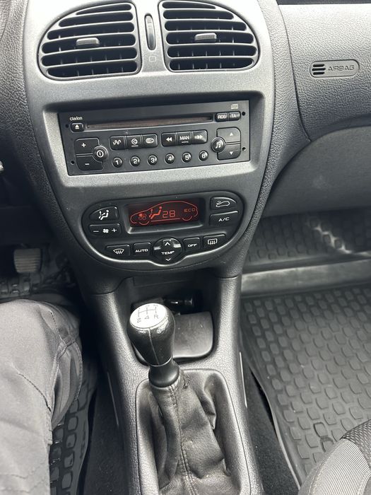 Продам Пежо 206 SW