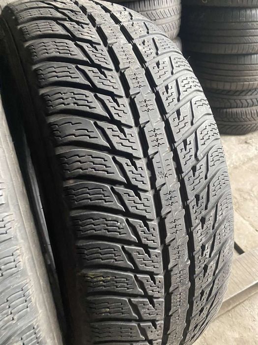 235.60.18 Nokian 2шт зима БУ склад шины резина из Европы 60 R18