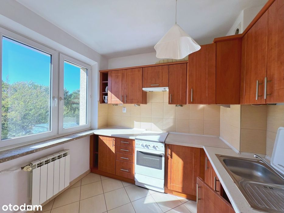 Wilanów/Mokotów kawalerka z widną kuchnią.