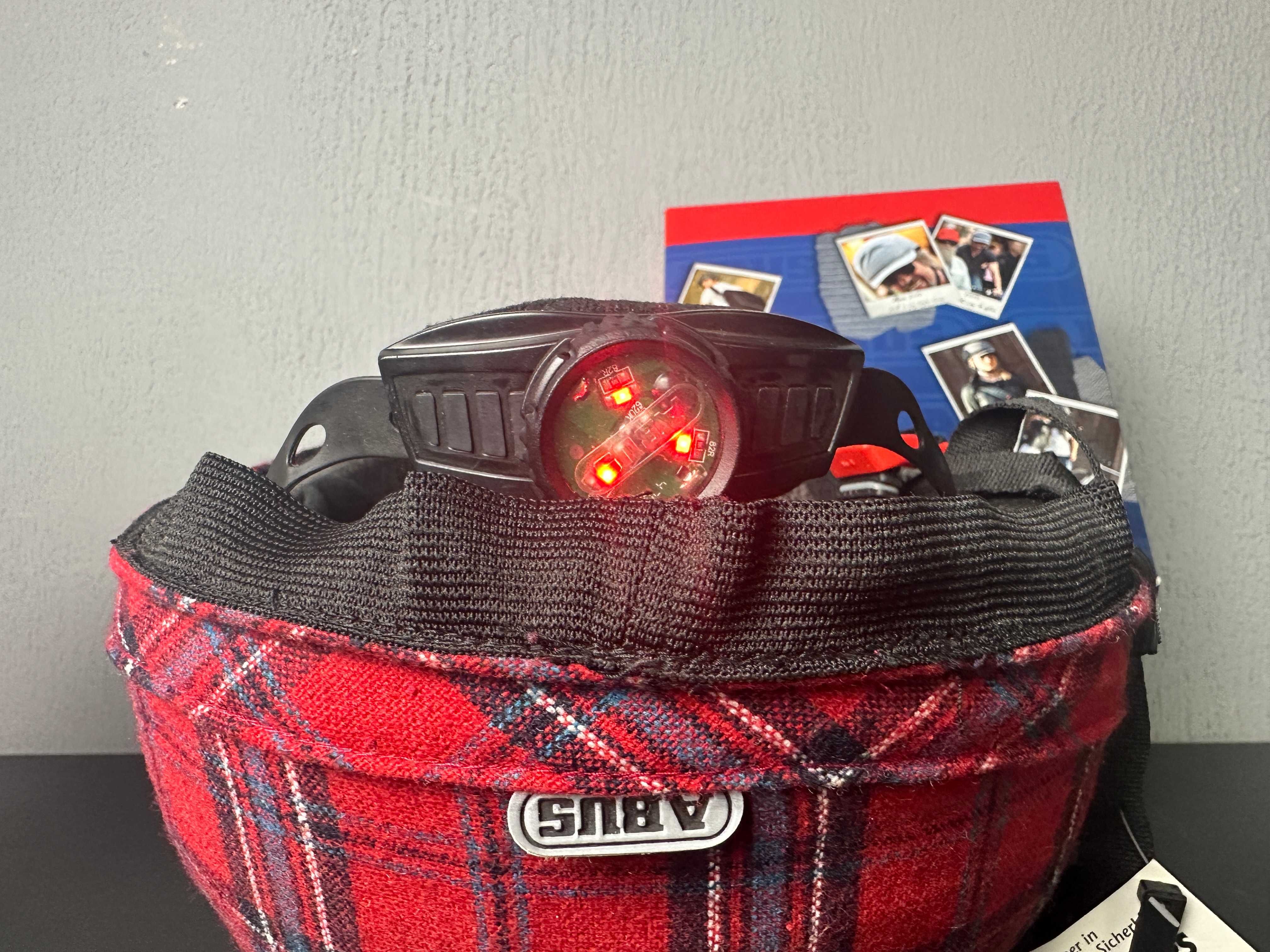 Kask ABUS Metronaut tartan red L