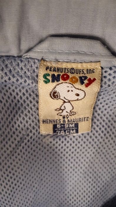 cienka kurteczka wiatrówka z kapturem Snoopy H&M 74-80