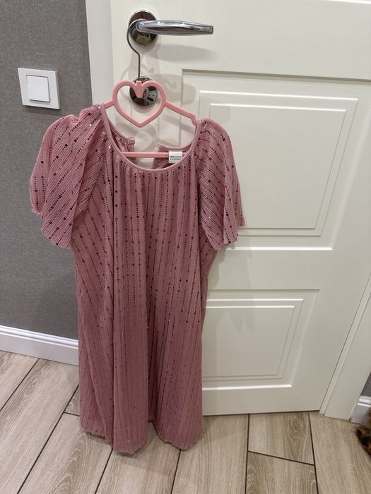 Святкове плаття доя дівчинки