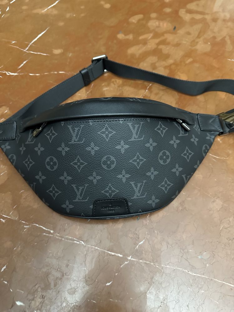 Бананка Louis Vuitton