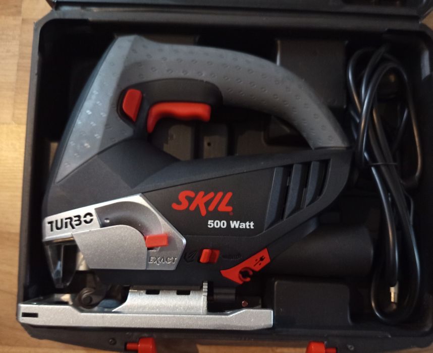 Wyrzynarka w walizce Marki Skil 4381 AD 500W jak nowa