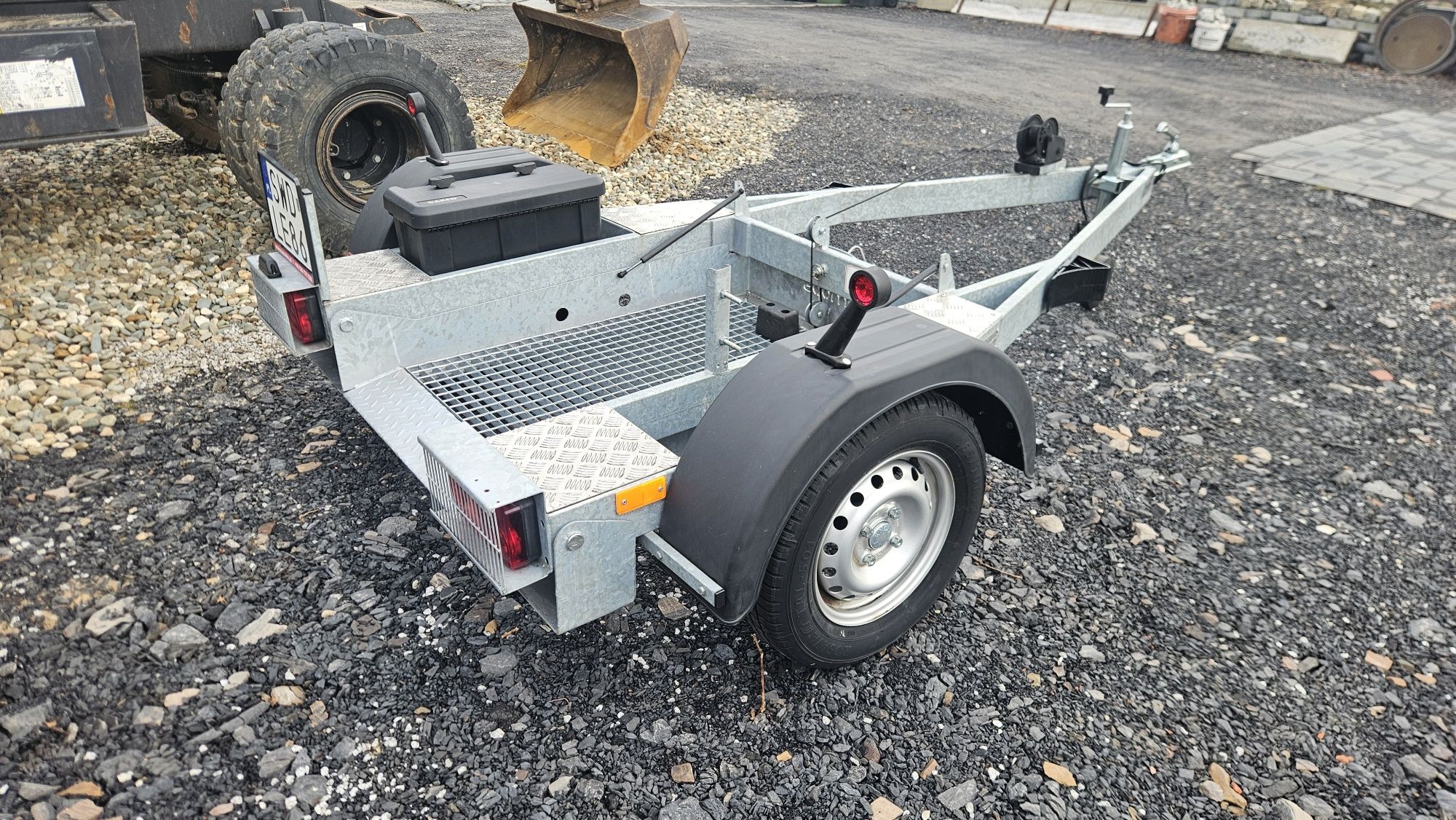 Wynajem zagęszczarka 500kg skoczek ubijak ubijarka wacker neuson dpu65