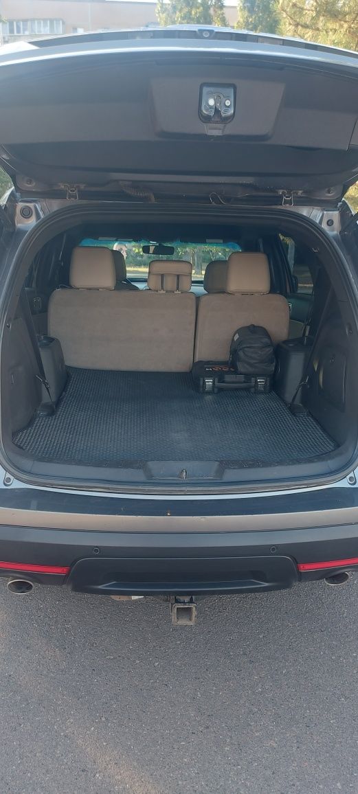 Ford Explorer XLT 3.5 V6 • 4WD • 2014 р. • 290 к.с. системи FlexFuel