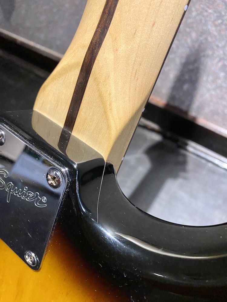Gitara Elektryczna Squier Bullet Strat by Fender SSS
