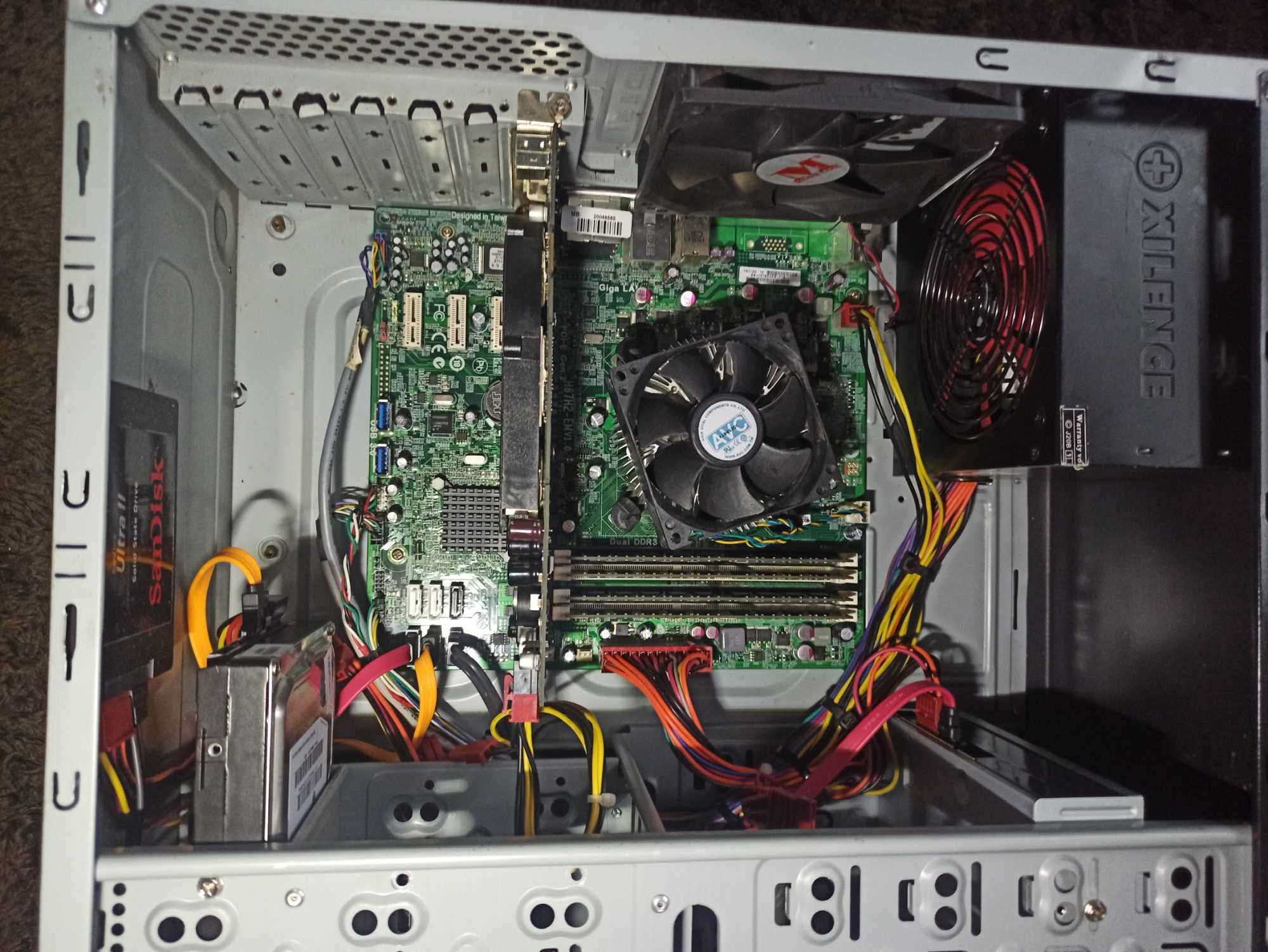 Sprawny komputer: Intel i7-2600 4x3,4GHz/ram8/ssd240+hdd240
