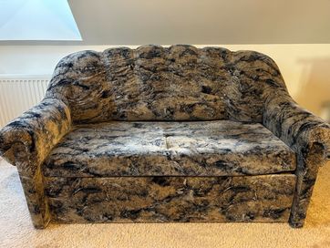 Sofa dwuosobowa używana