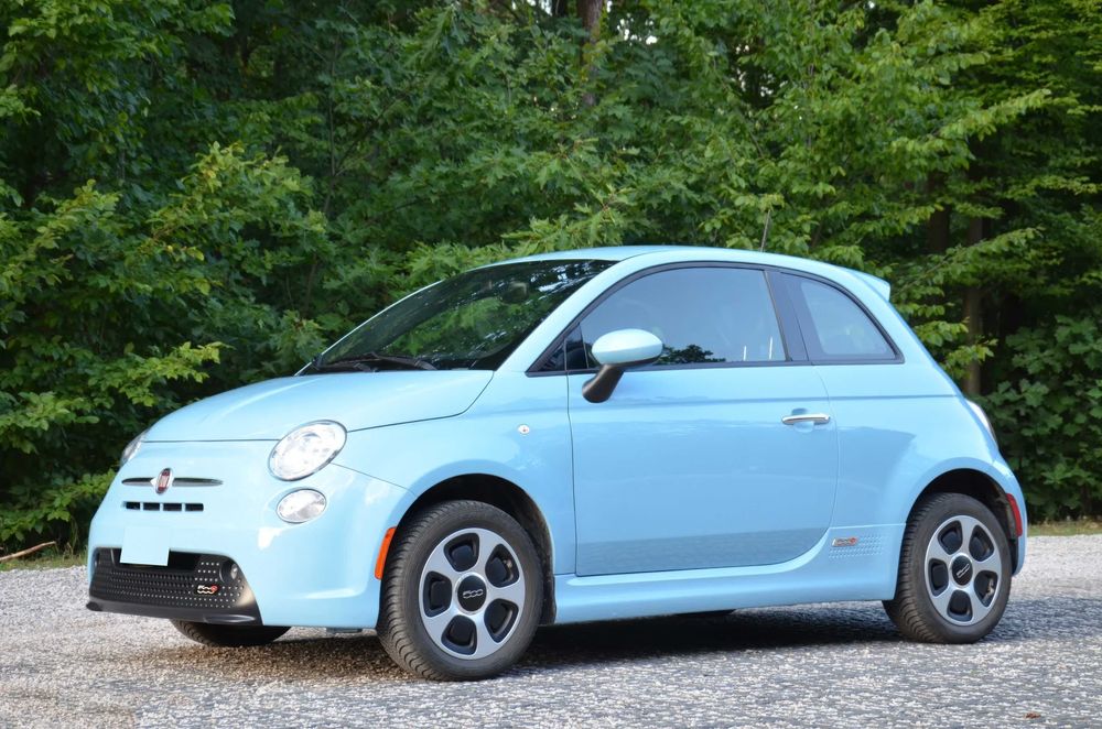 Fiat 500e      2017