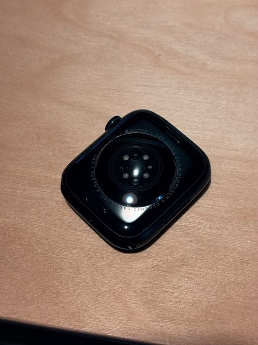 Apple Watch 8 45mm stan jak nowy!