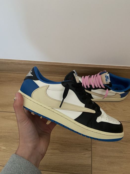 jordan 1 low fragment x travis scott
