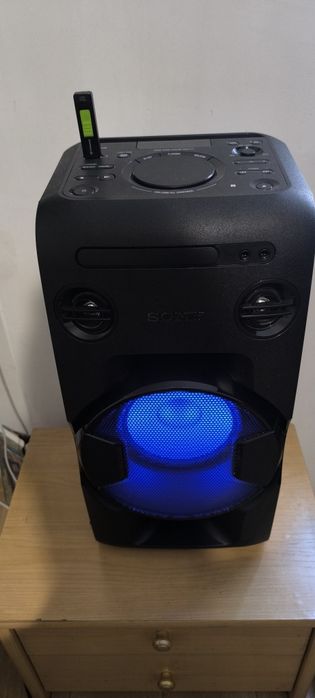 Głośnik przenośny SONY MHC-V11 z pilotem, bluetooth, CD, radio