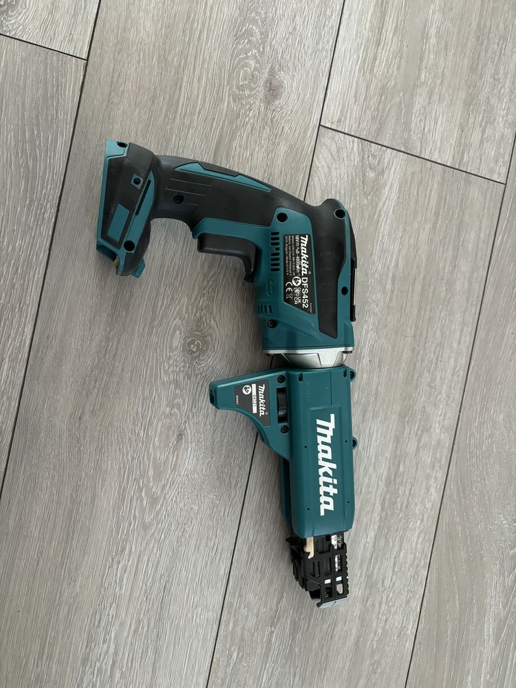 Wkretarka do plyt gipsowych Makita DFS 452