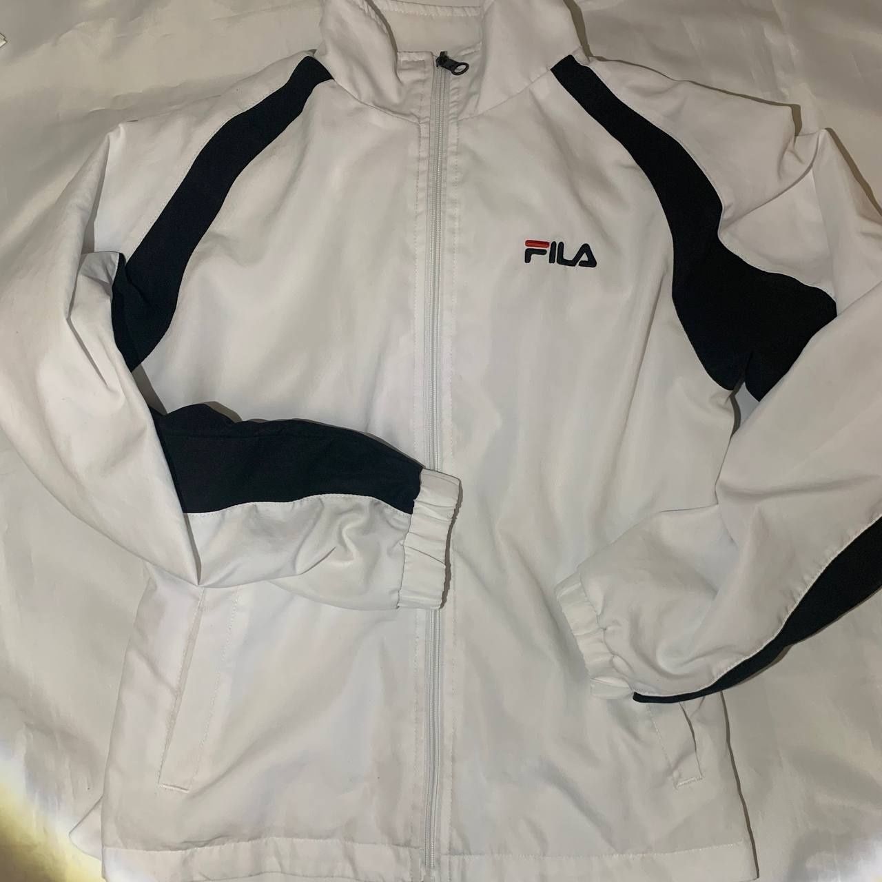 Білосніжна вітровка Fila