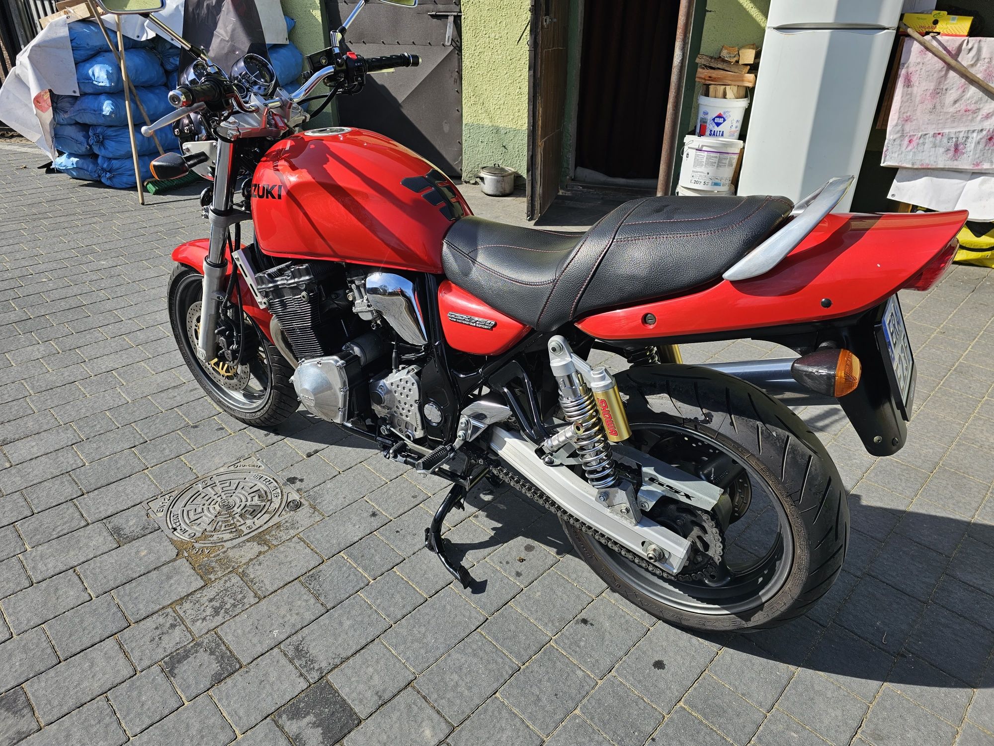 Suzuki GSX 750 Inazuma