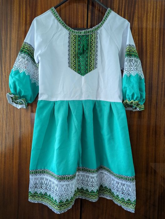Вышиванка новая в отличном состоянии на рост 145-155 см