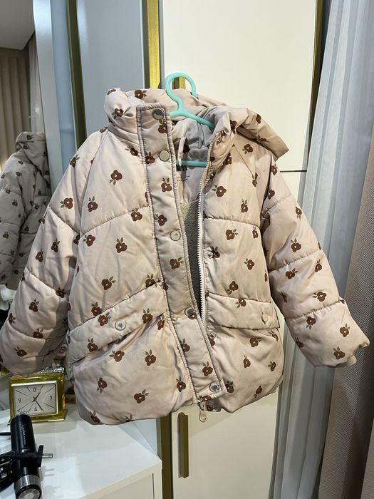 Зимова куртка zara