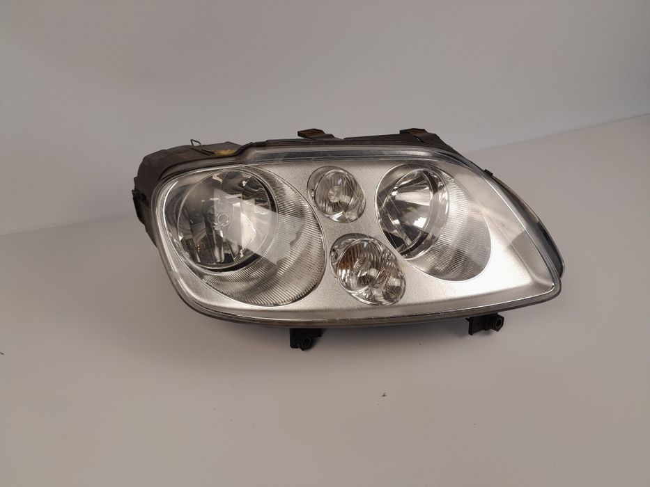 Фара права VW Touran 2003-2007p Фари Фольксваген Тоуран 1T0941006D
