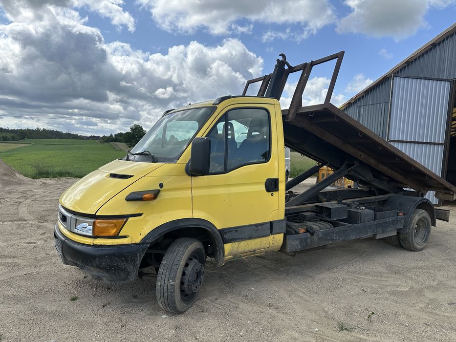 Sprzedam Iveco Daily 65C15 2.8  7,5 t 100tys przebiegu. Hakowiec