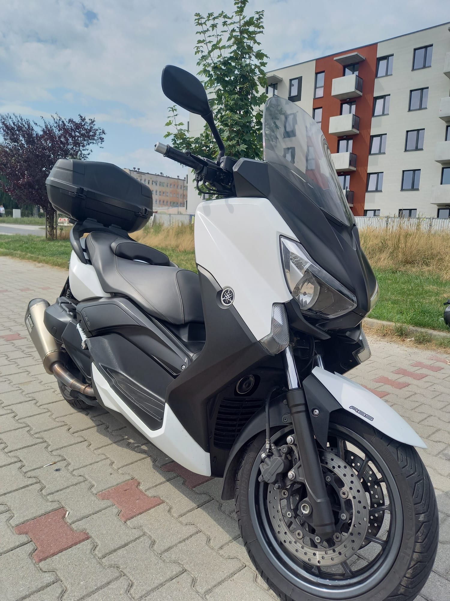 Skuter Yamaha X-max 400