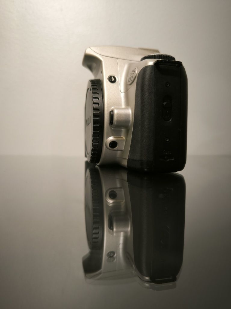 Canon EOS 300 analógica