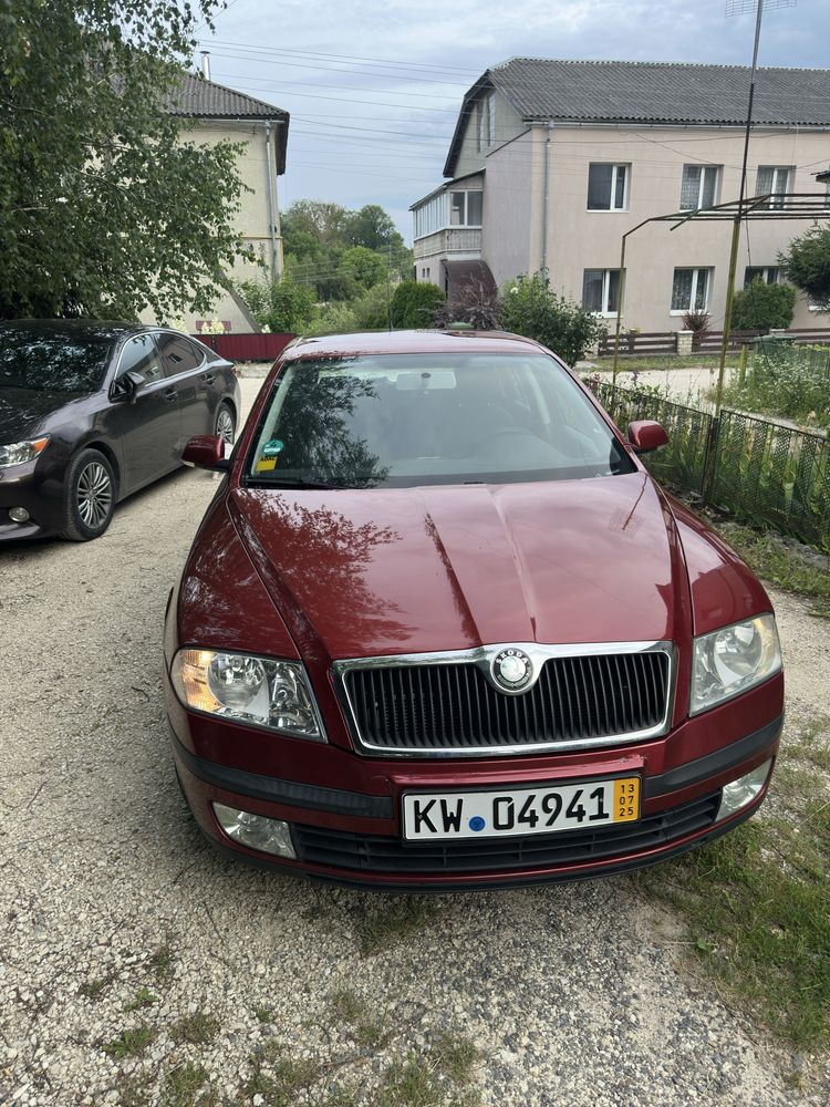 Свіжопригнана октавія 1.6mpi газ