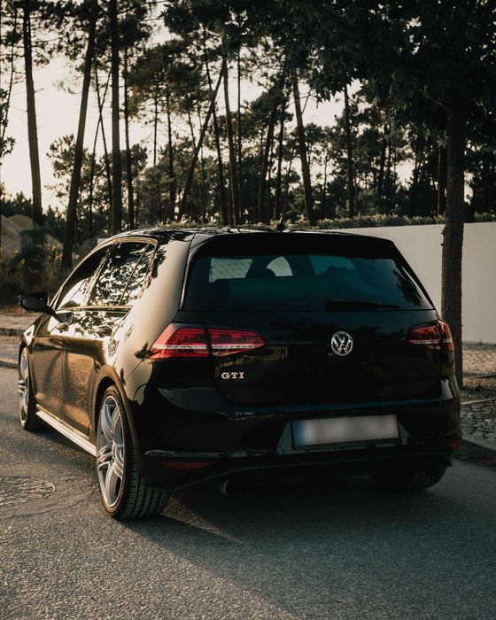 Volkswagen Golf GTI VII 2.0 TSI (2013) – Manual