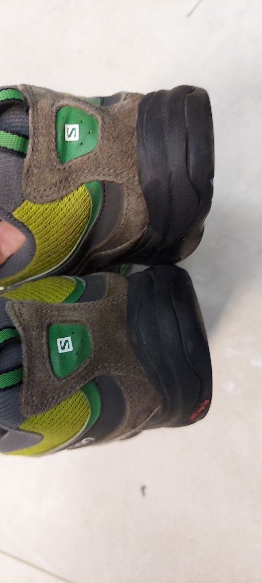 Кроссовки Salomon 37.5