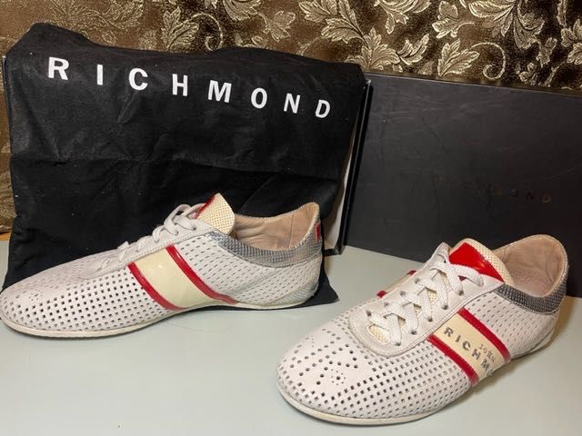 John Richmond luxury Italy кросівки шкіряні 42-43 розмір