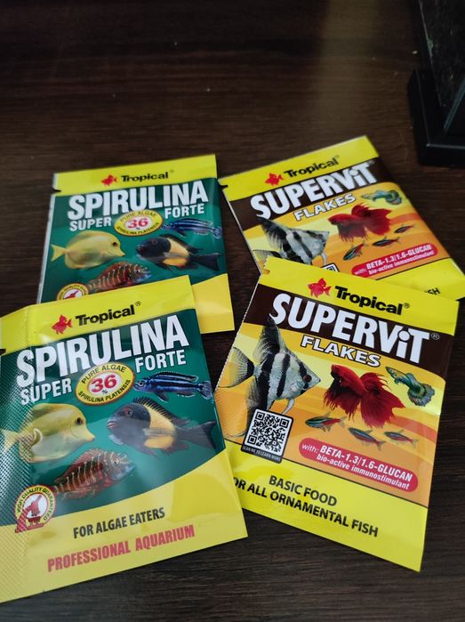 Pokarm dla ryb Tropical Spirulina i Supervit