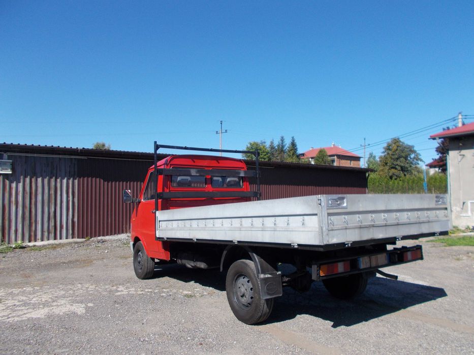 Daewoo - Lublin. 3,5 T. Skrzynia - 3,60 x 2,15. Turbo.  Ład - 1560 kg.