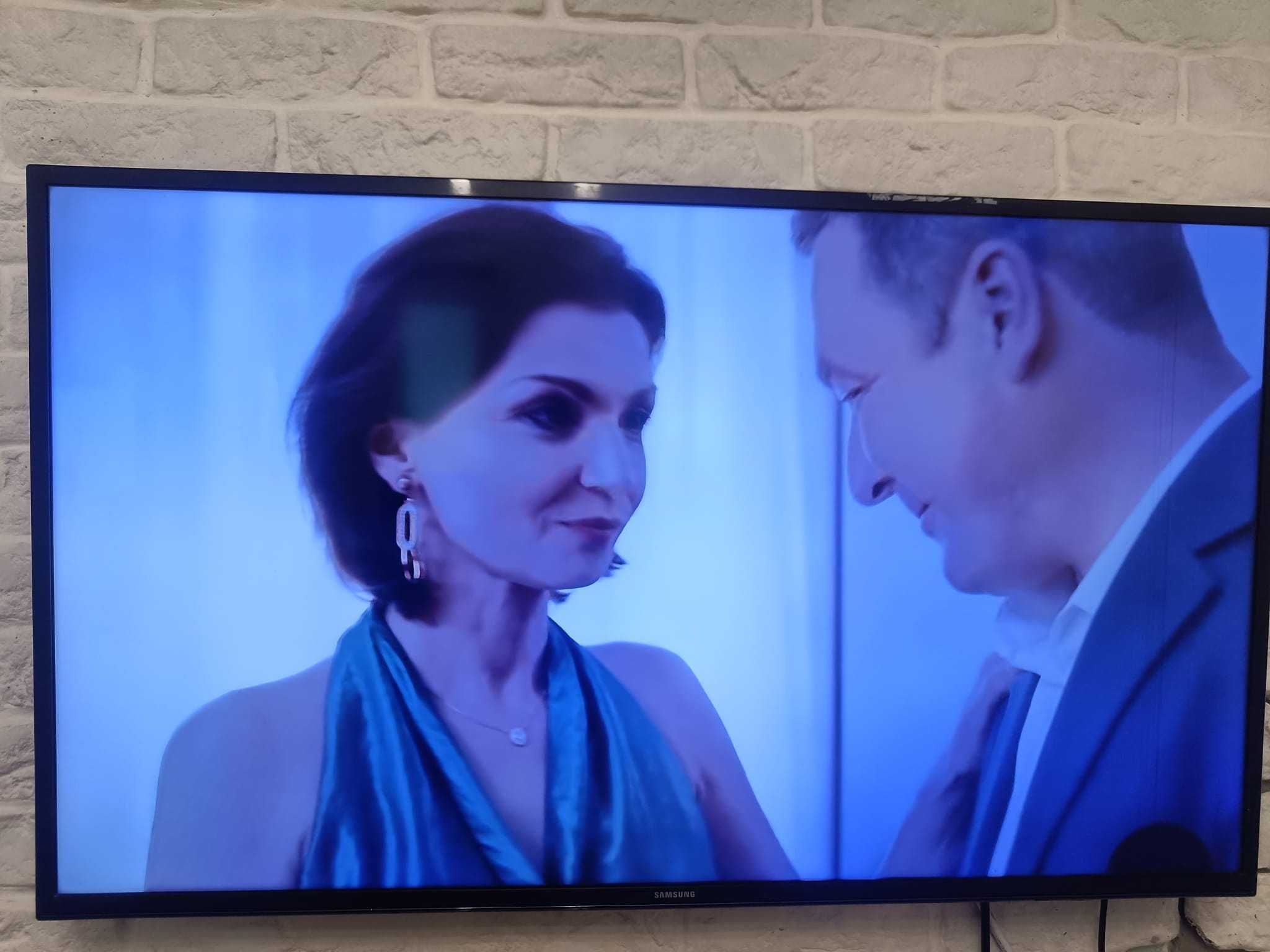 Telewizor Samsung Smart TV UE40MU6179 - SPRAWNY Z WADĄ MATRYCY