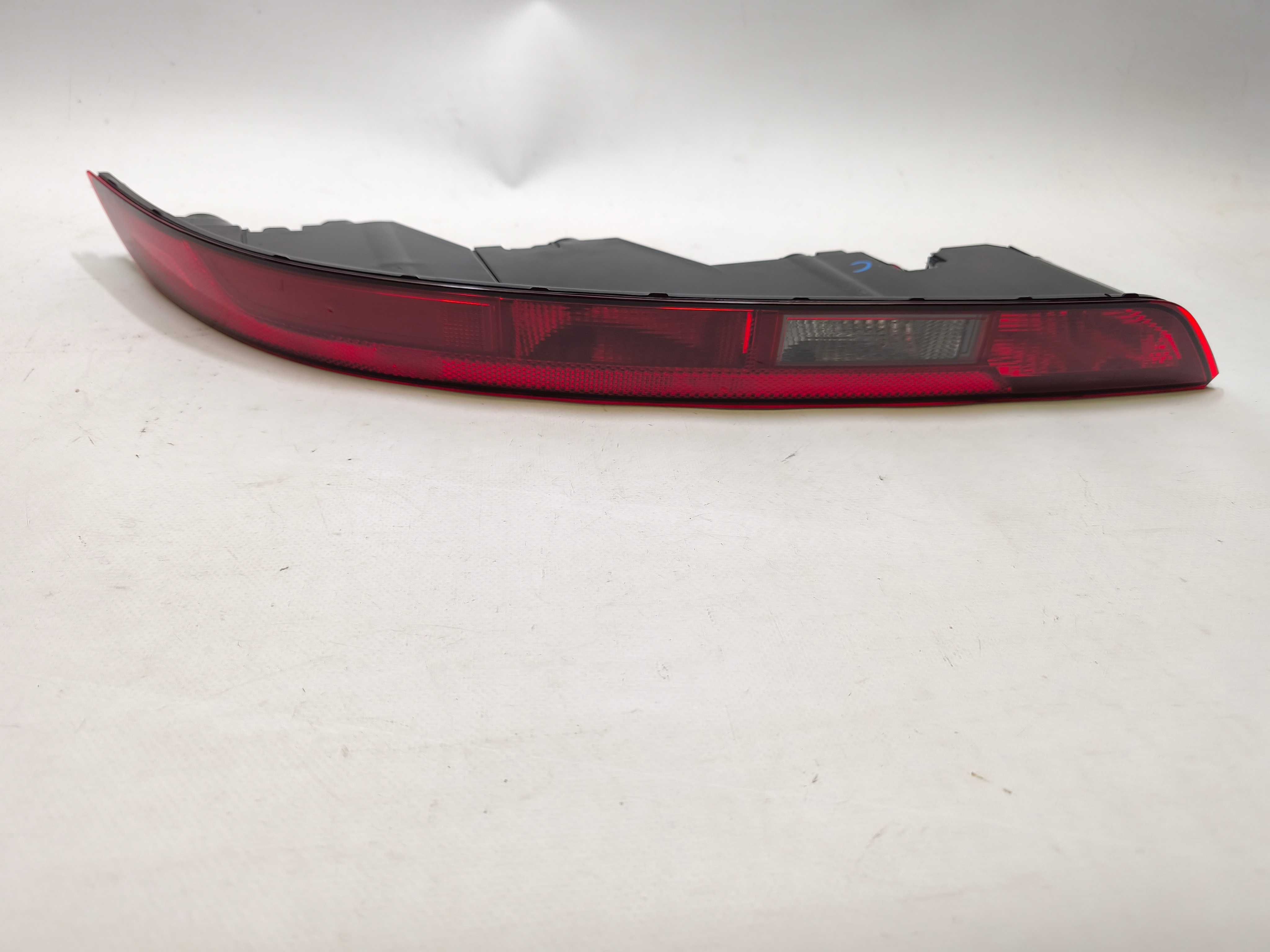 Lampa tył w zderzak tylna PRAWA AUDI Q5 II 80A FYB 16-20  ODBLASK R