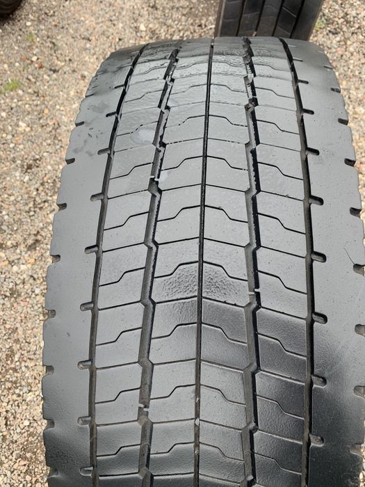 64. 295/60/22,5 Bridgestone M 749