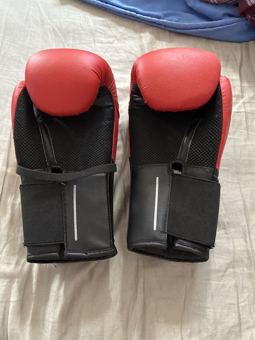 Luvas Boxe Outshock  14oz