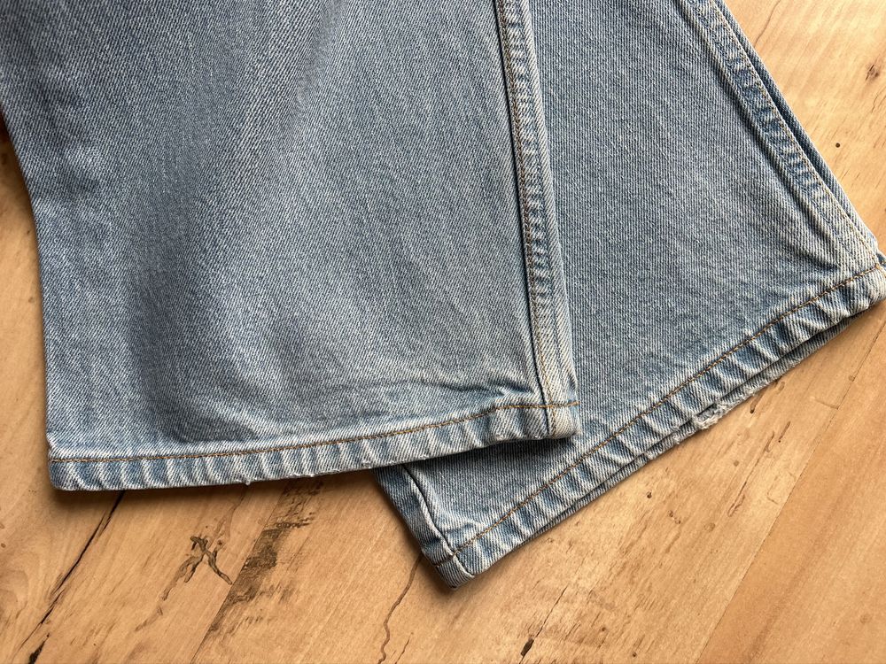 Levis  582 34/30 jasno niebieskie (pas  91-92cm)