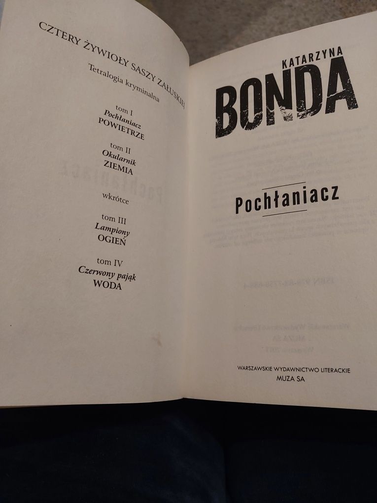 Katarzyna Bonda Pochłaniacz