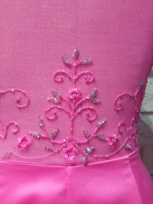 Różowa sukienka mini