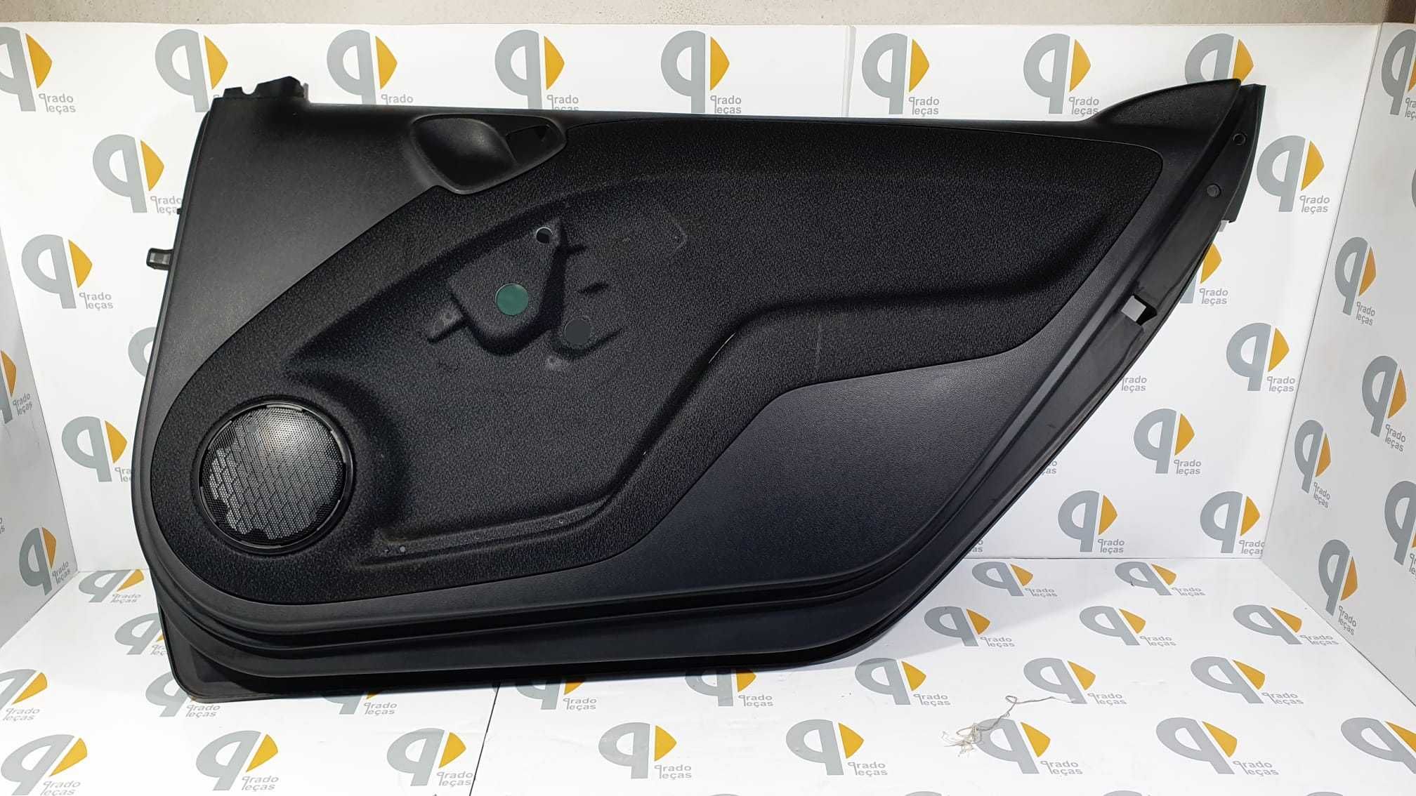 Painel forra porta direito Smart Fortwo 451 3g