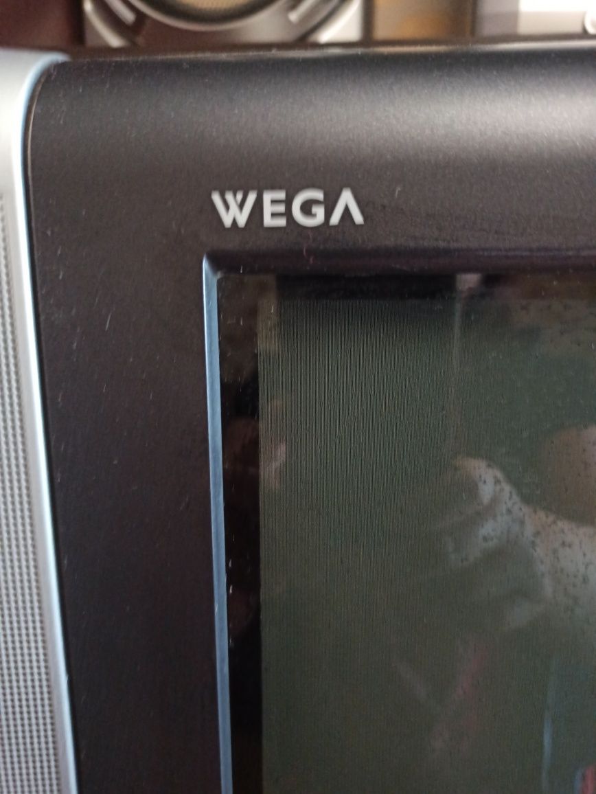 Телевизор SONY WEGA 100Гц